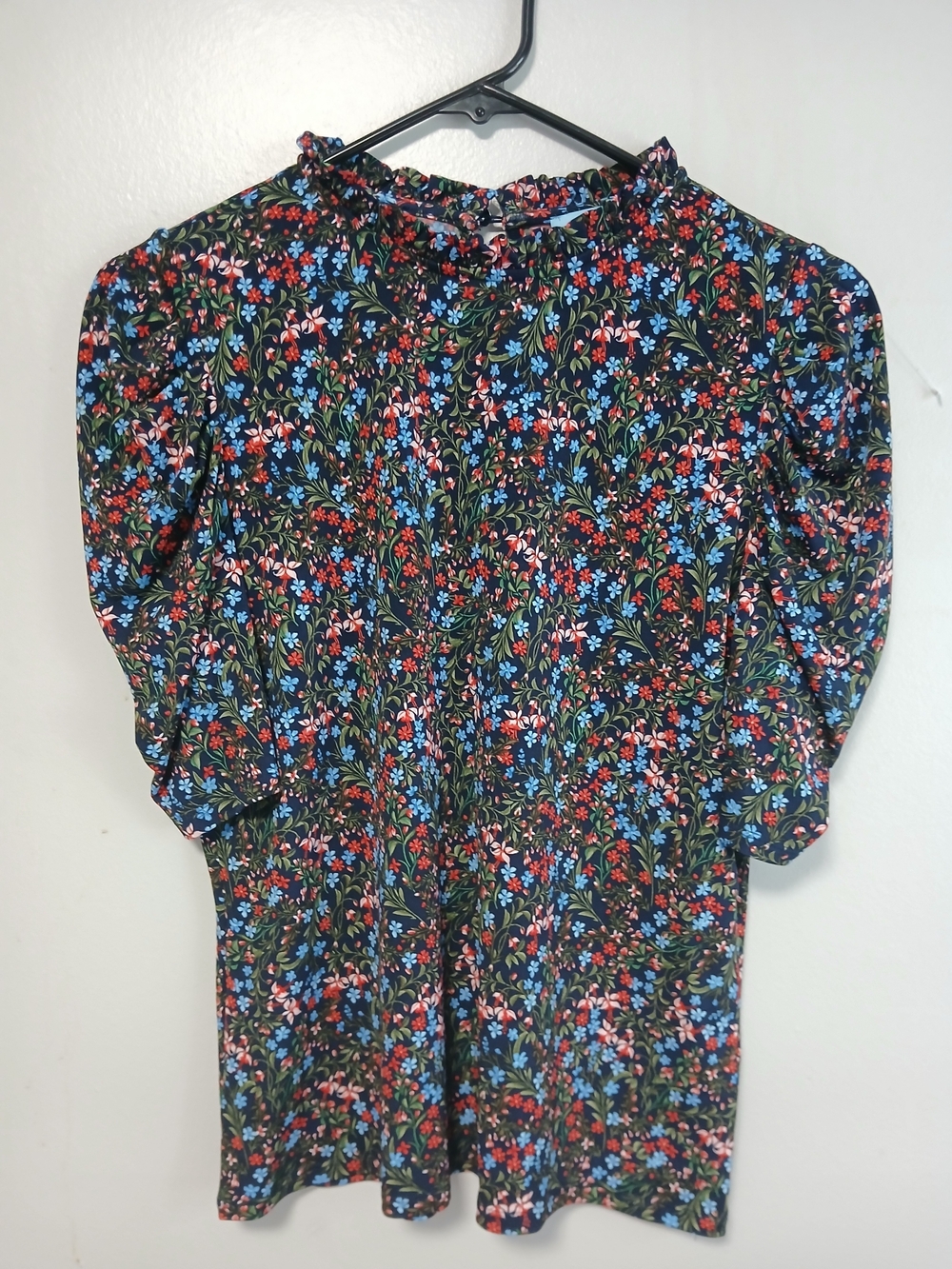 CeCe Black Floral Puff-Sleeve Mock Neck Blouse